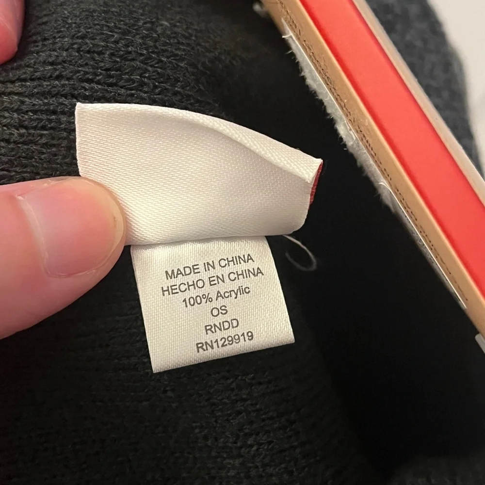 Levis this beanie